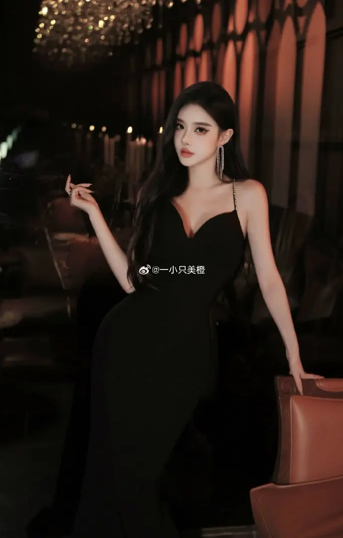 周韦彤写真数据分析